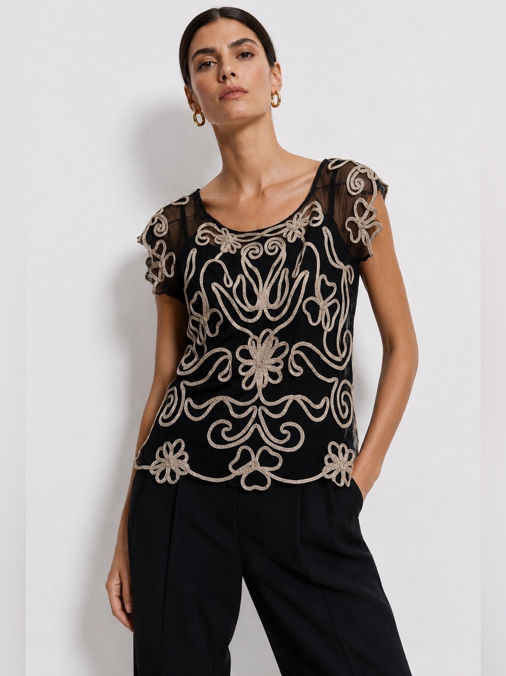 Frank Lyman Design Black Mesh Embroidered Top Size 8 Formal Occasion Blouse